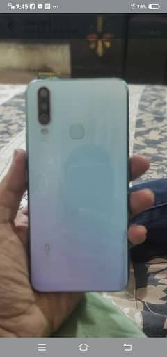 vivo y17