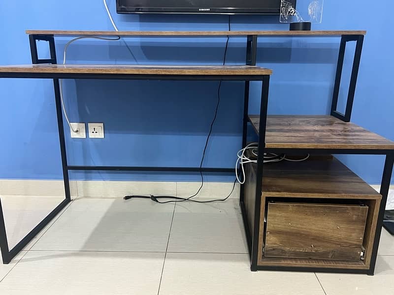 Computer Table / Work Table 0