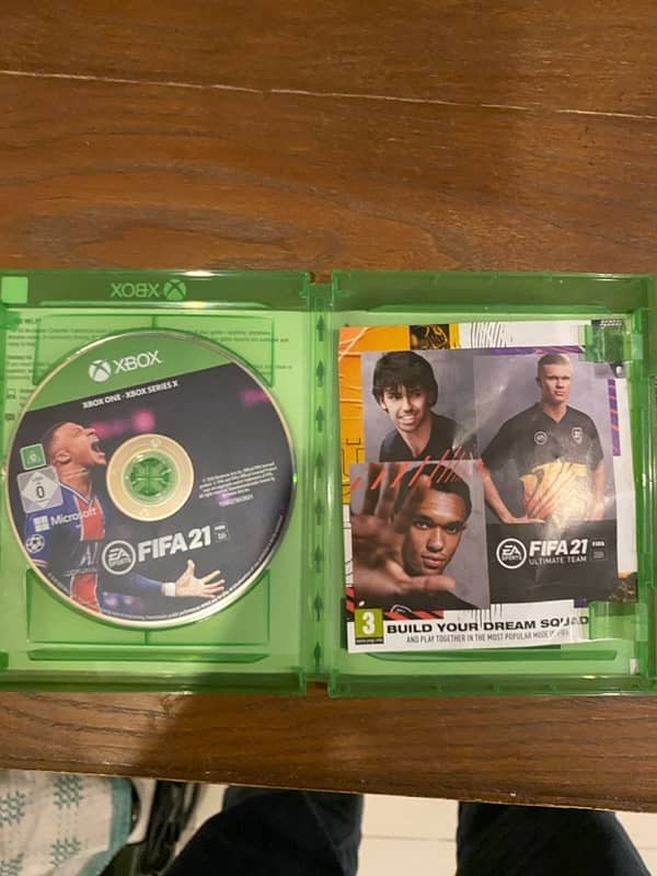 XBOX CDS FOR EXCHANGE AND SALE. 12