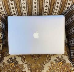 Macbook Pro 15 Mid 2014 Core i7 16Gb 256SSD  10/10 Condition