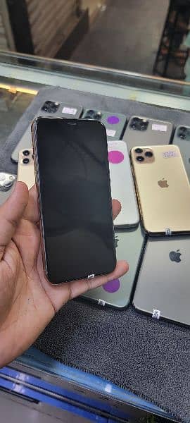 IPHONE 11 PRO 256GB FACTORY AND JV 85% ABVE BATERY HEALTH  IPHONE12/13 4