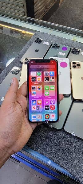 IPHONE 11 PRO 256GB FACTORY AND JV 85% ABVE BATERY HEALTH  IPHONE12/13 5