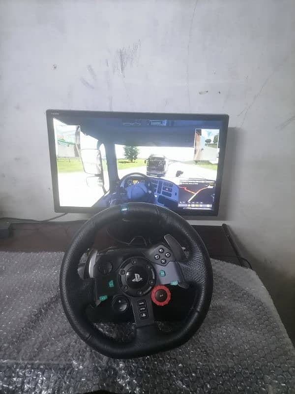 Logitech G29 Steering Racing wheel 1