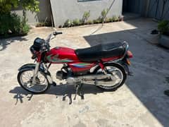 Honda 70cc urgent for sale = 03252924022 what's app