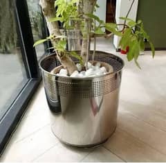 Steel flower pot