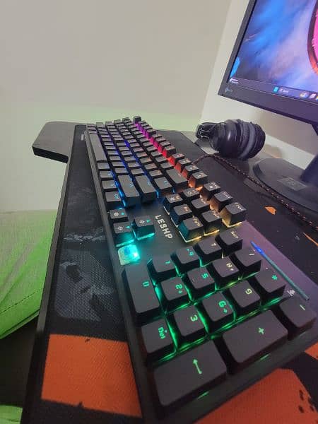 Mechanical keyboard RGB Blue Switches 8/10 2