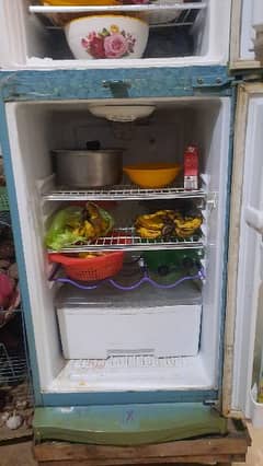 Selling my wave fridge with 10/9 Conditon