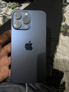 iphone 15 pro max Blue taitenium