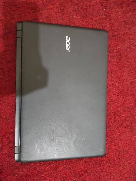 Acer Aspire es15 8gb Ram 1tb hard 128gb ssd 5