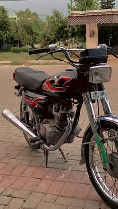 Honda 125 For sale 1999 model.