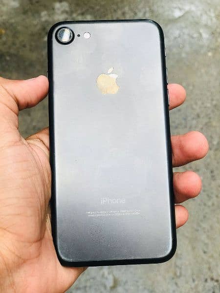 Iphone 7 ha 32 gp ha bettry health 94 ha water pack ha 1