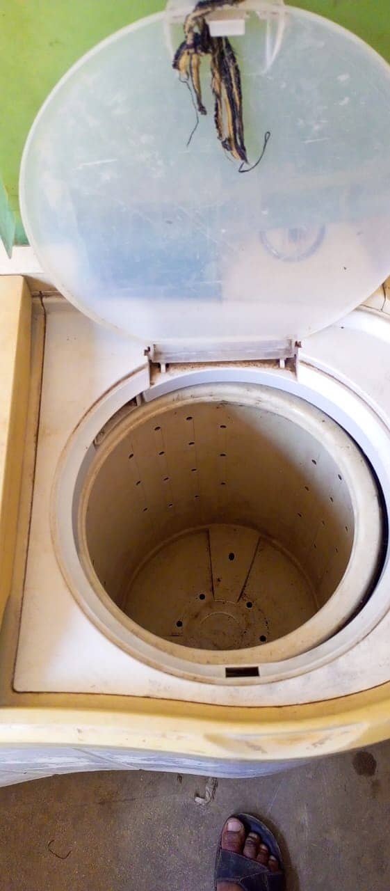 HAIER washing and dryer in good condition 1