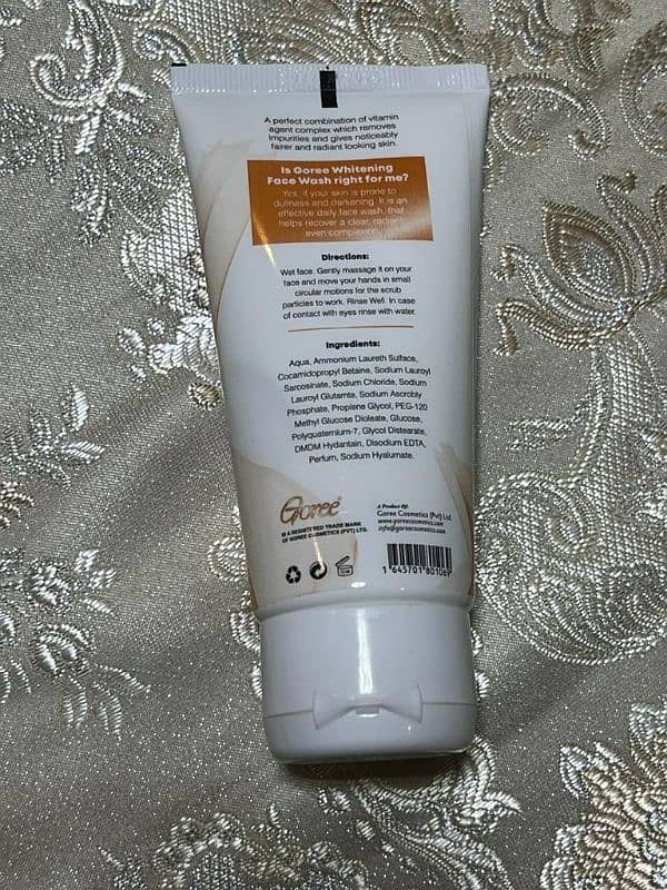 Goree Cosmetics Face Wash 4