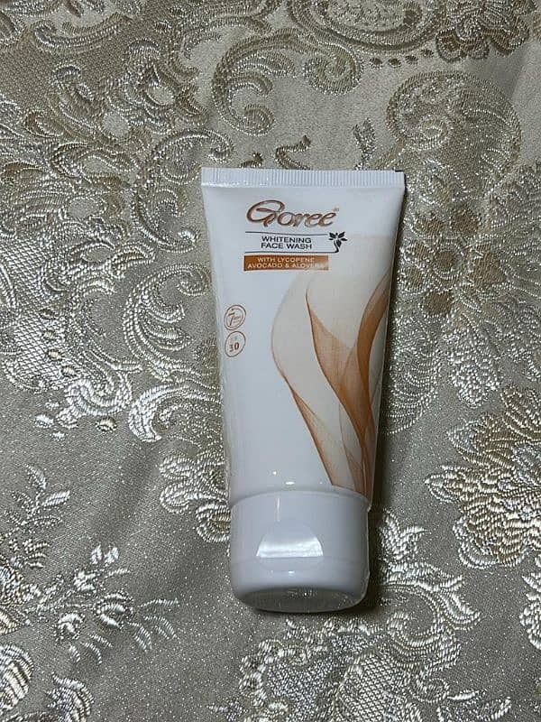 Goree Cosmetics Face Wash 5