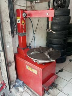 Tyre changer machine