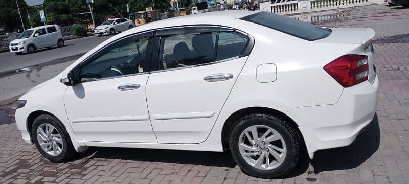 Honda City IVTEC 2020 total jenion paint 3