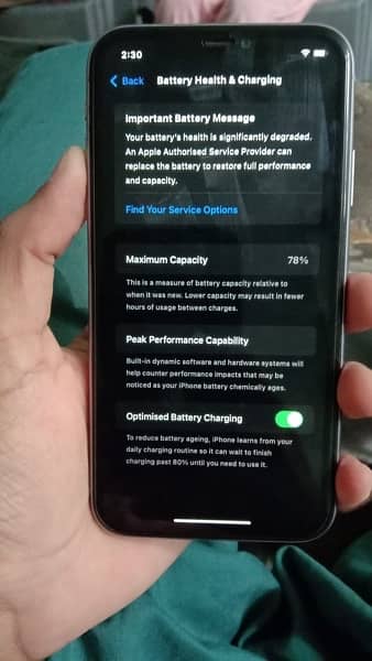 iphone11 /128 GB factory unlock nun PTA 6