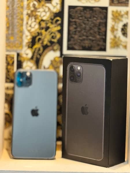 iPhone 11 pro max 256Gb Dual Sim Pta approved 0