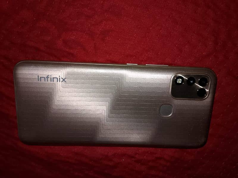 Infinix hot 11 play 4+64box mobile arjent sell 9