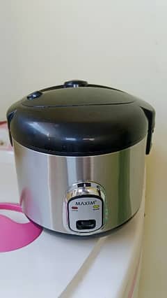 electric rice cooker