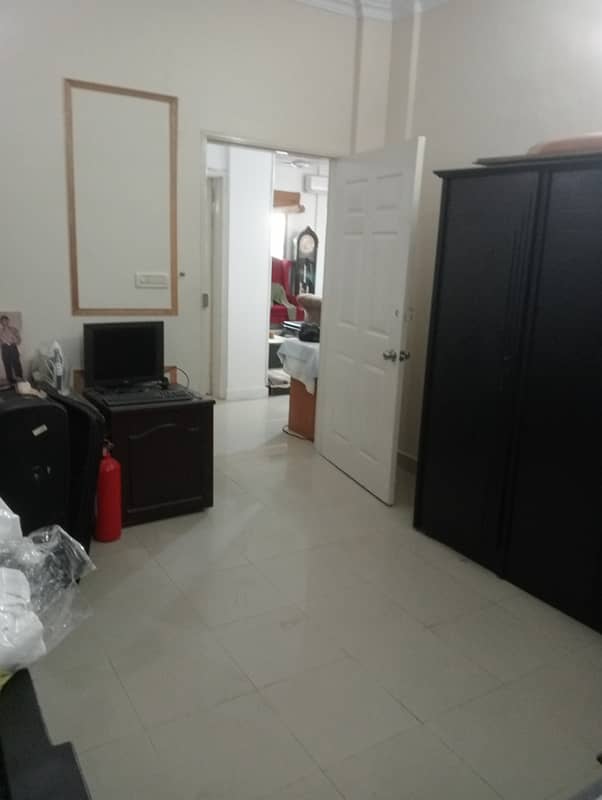 3 Bed DD Ground Floor Apartment In Askari 4 For Sale 7