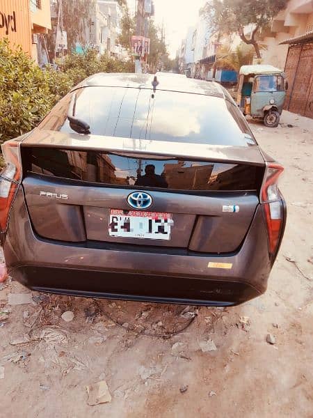 PRIUS S  18/22 own name own engine  OWN NAME GOOD CAR 6