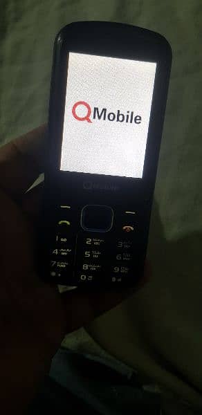 qmobile e4 0