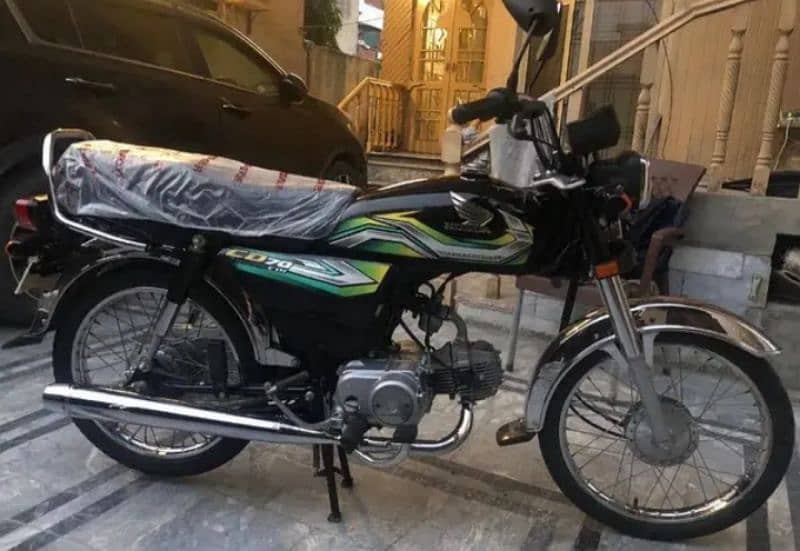 Honda CD 70 model 2023 brand new condition 3