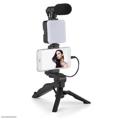 vlogging kit | tripod + flash + mike