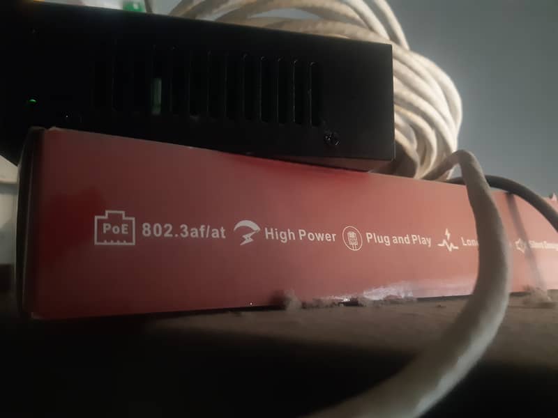 Nayatel POE Switch + Audio recording CAM - selling due to relocation 5