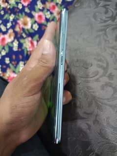 Vivo S1