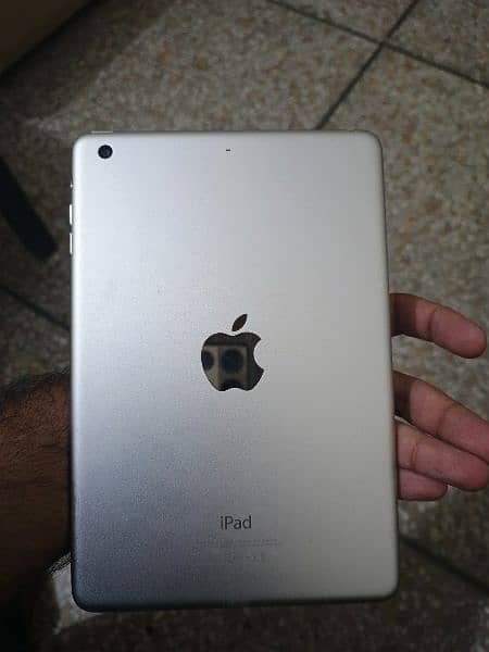 apple ipad mini 3 16gb white 1