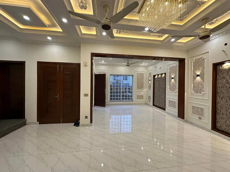 3 YEARS EASY INSTALLMENT PLAN BRAND LUXURY NEW HOUSE PARK VIEW CITY LAHORE 6