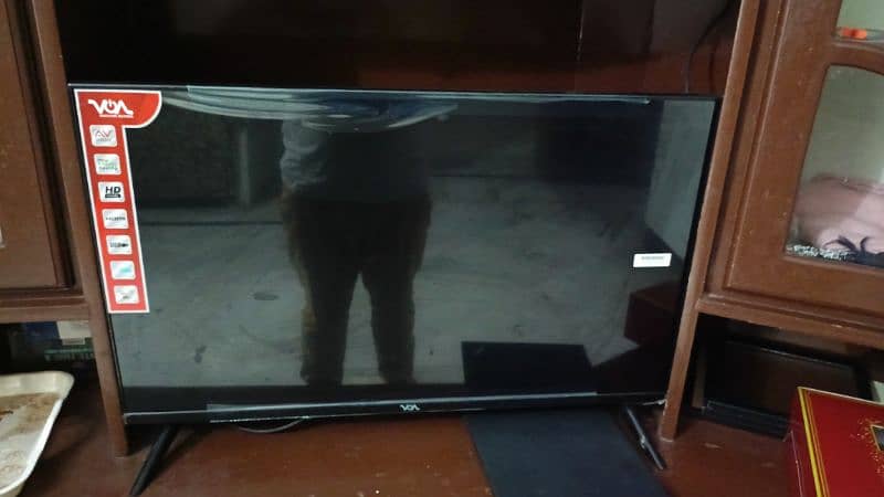 brand new 32 inch led 0