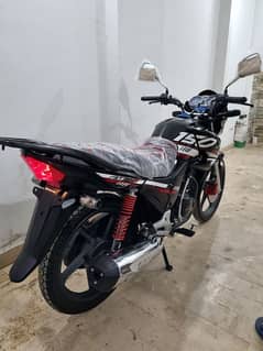 Honda CB-150F 2024 Applied 1300km use only