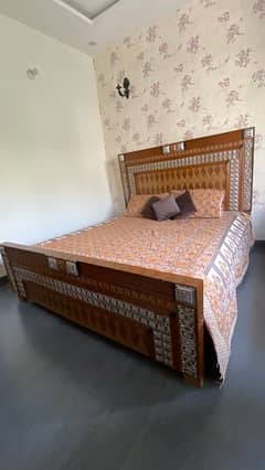 wooden bed for sale 0