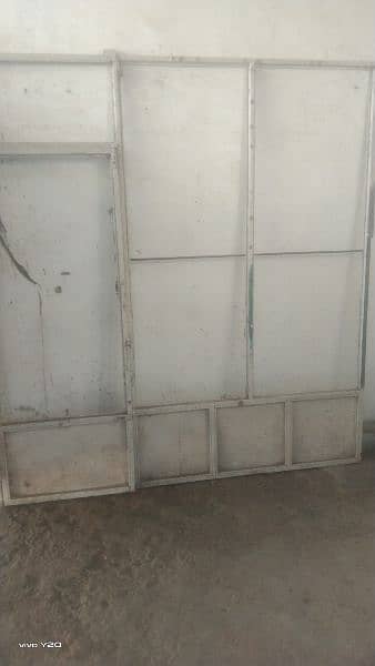 shop frame with good condition Mirror 1