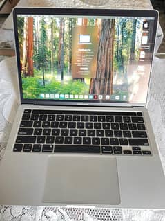 Macbook Pro 2020 corei7 13 inch