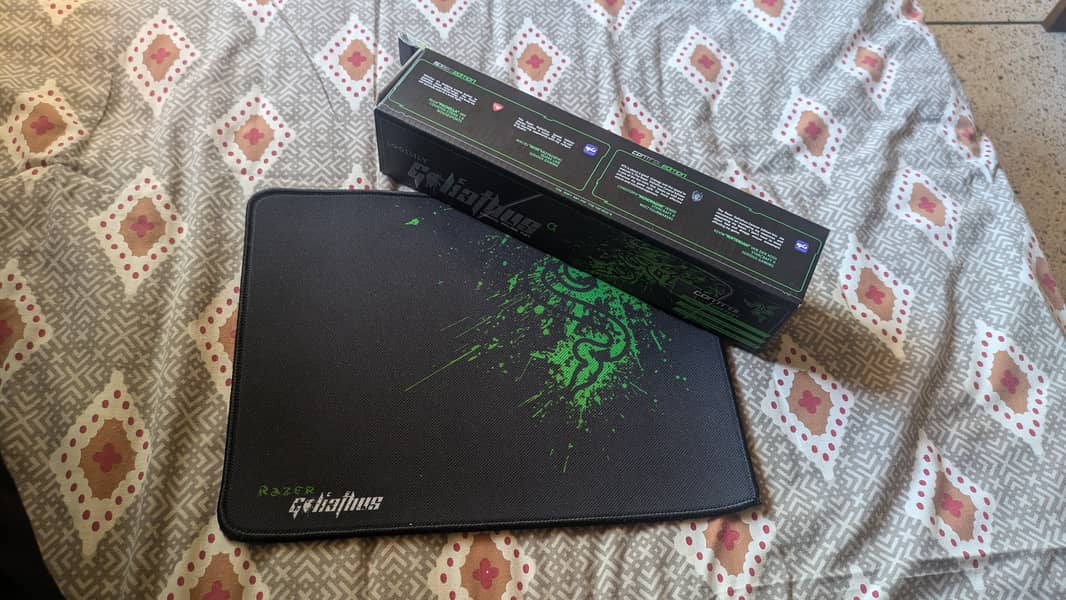 Razer Goliathus Large Gaming Mousepad 1