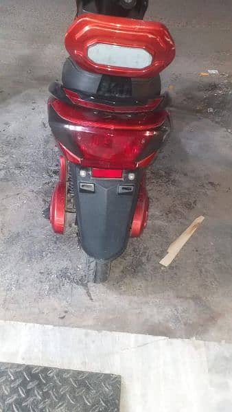 electric scoot 3