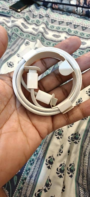 original apple iPhone 15 pro max usb c cable