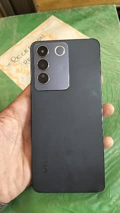 vivov27e 10 by 9 condition