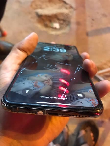 Iphone 11 pro max 64gb non active sim working 3