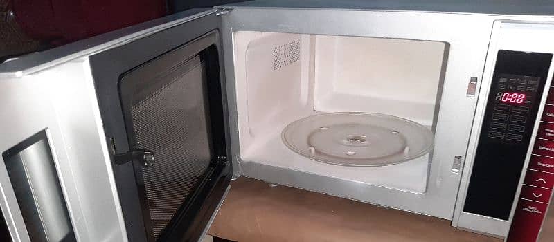 Microwave oven  Dowlance 8