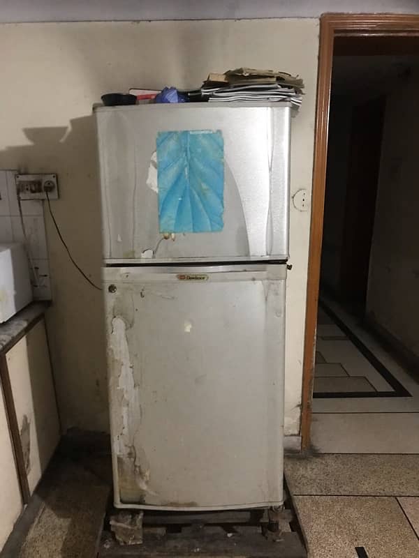 14 cubic dawlance refrigerator 2