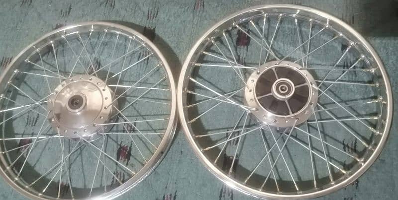 Honda 70  rims pair 7