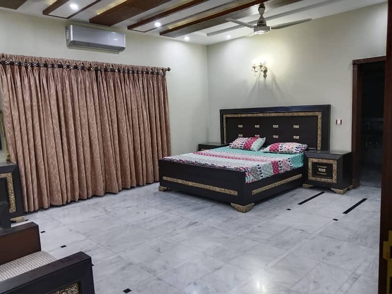 22 Marla DOUBLE UNIT HOUSE FOR SALE DHA PHASE 5 3