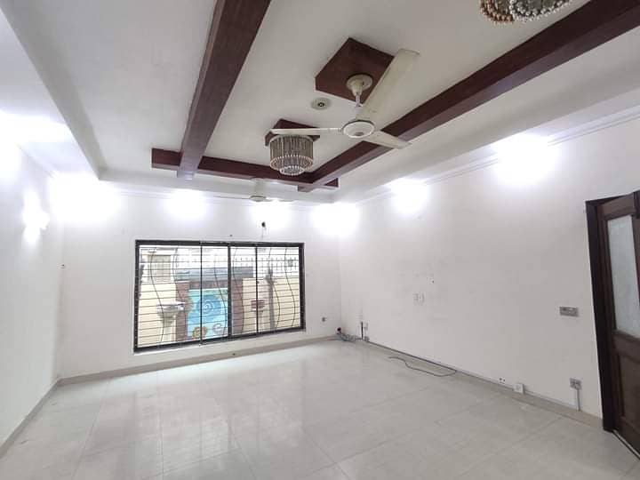 1 Kanal House For Rent In DHA Lahore Phase 5 Near Roots School 7