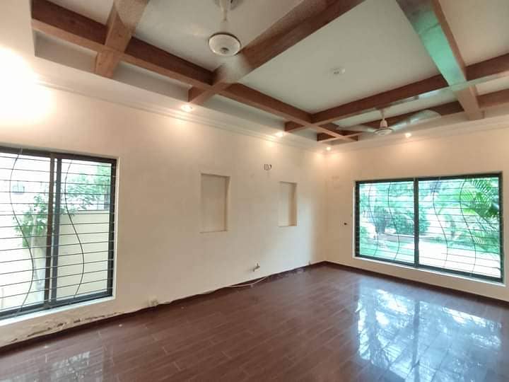 1 Kanal House For Rent In DHA Lahore Phase 5 Near Roots School 9