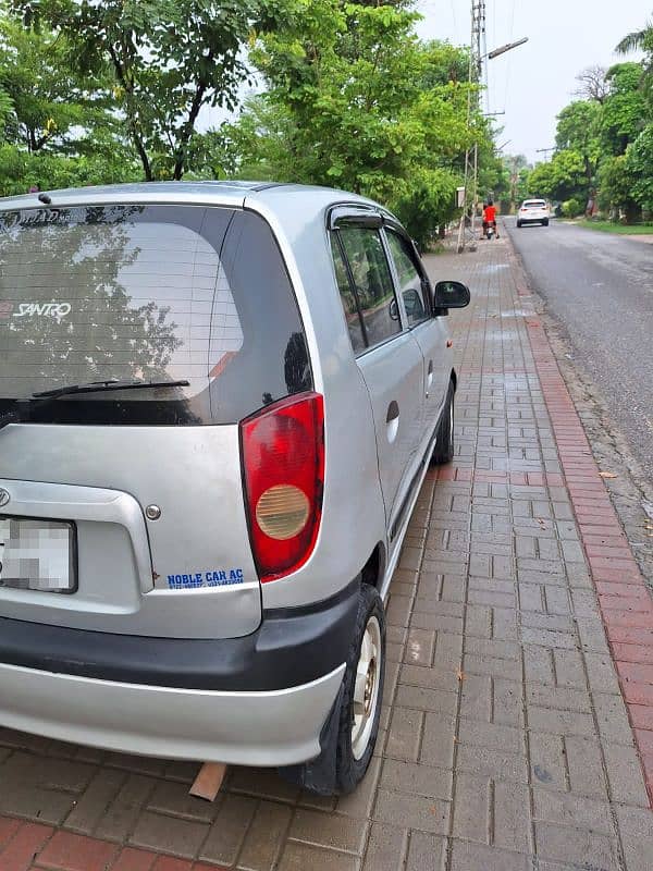 Hyundai Santro 2004 3